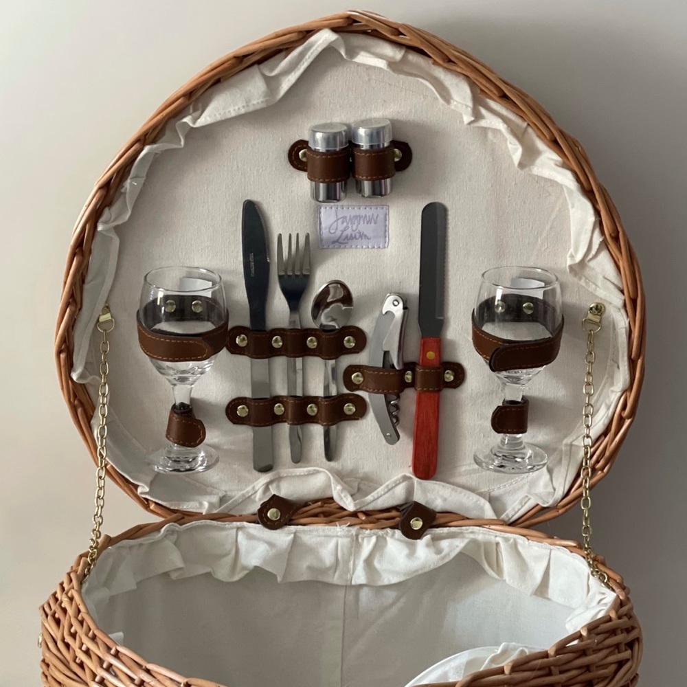 Heart Shaped Wicker Picnic Basket